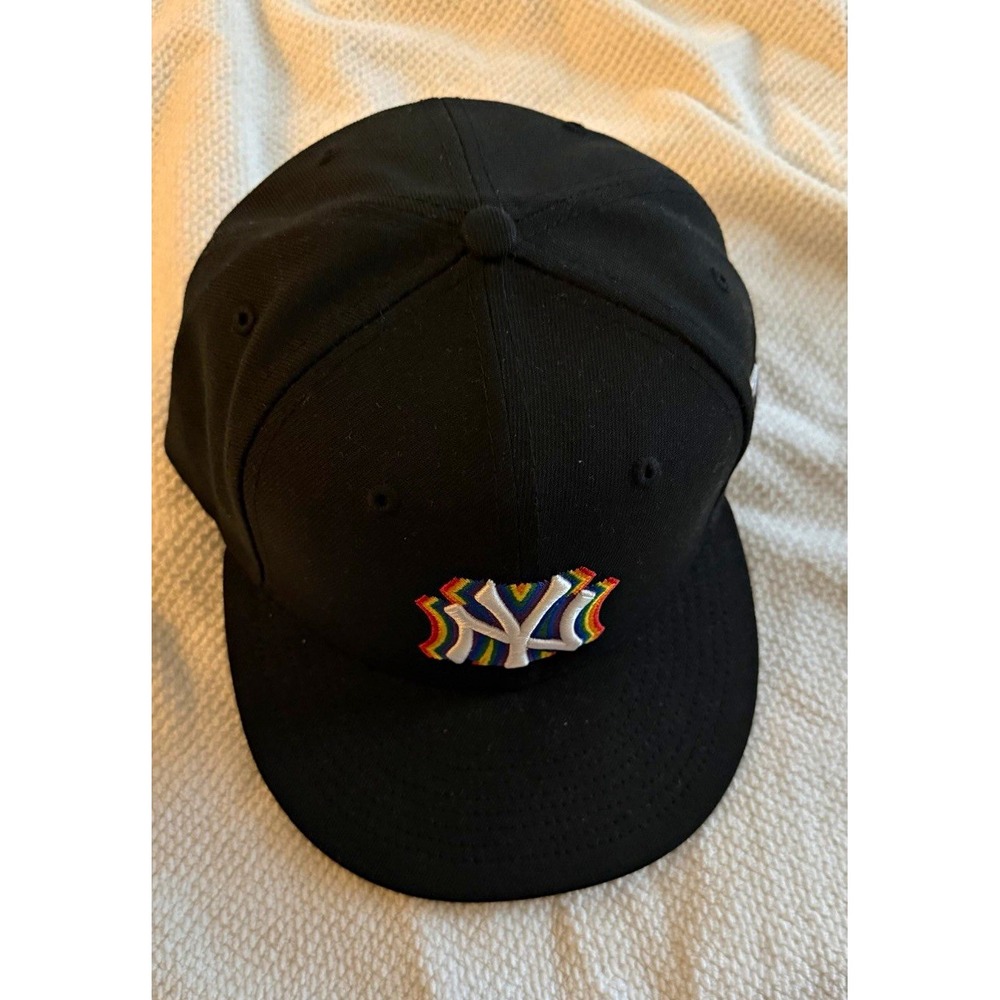 New Era 59FIFTY New York Yankees MLB Black Fitted Cap Hat, Size 7 3/4